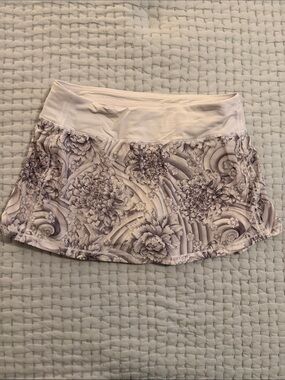 Lululemon Gray and White Floral Skater Skirt